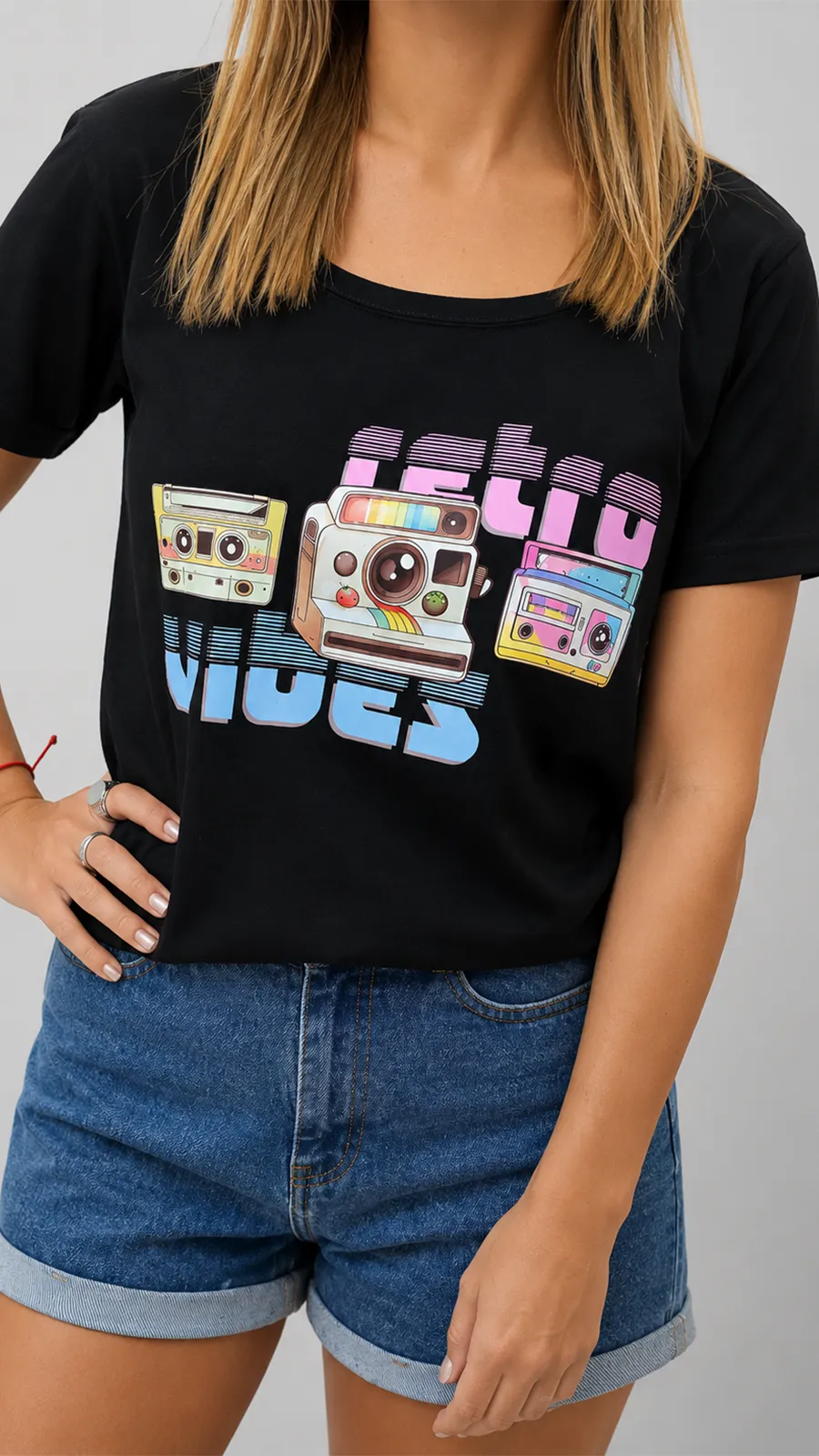 Retro Vibes - Remera Mujer